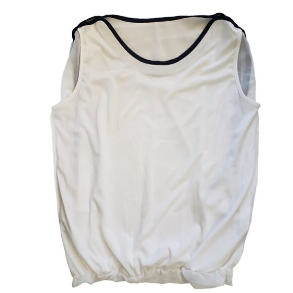 NWT White chiffon blouse with bat sleeve and embellished neckline sz M - Picture 6 of 8